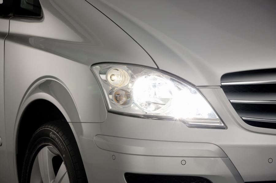  Mercedes-Benz Viano 2011 года  (фото 14 из 140)